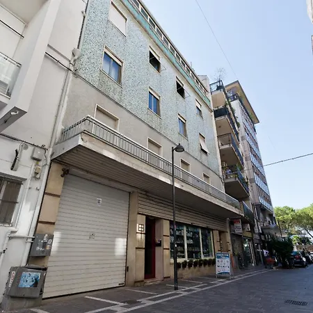 アパート Mazzini Twenty House