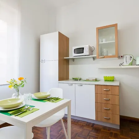 Mazzini Twenty House